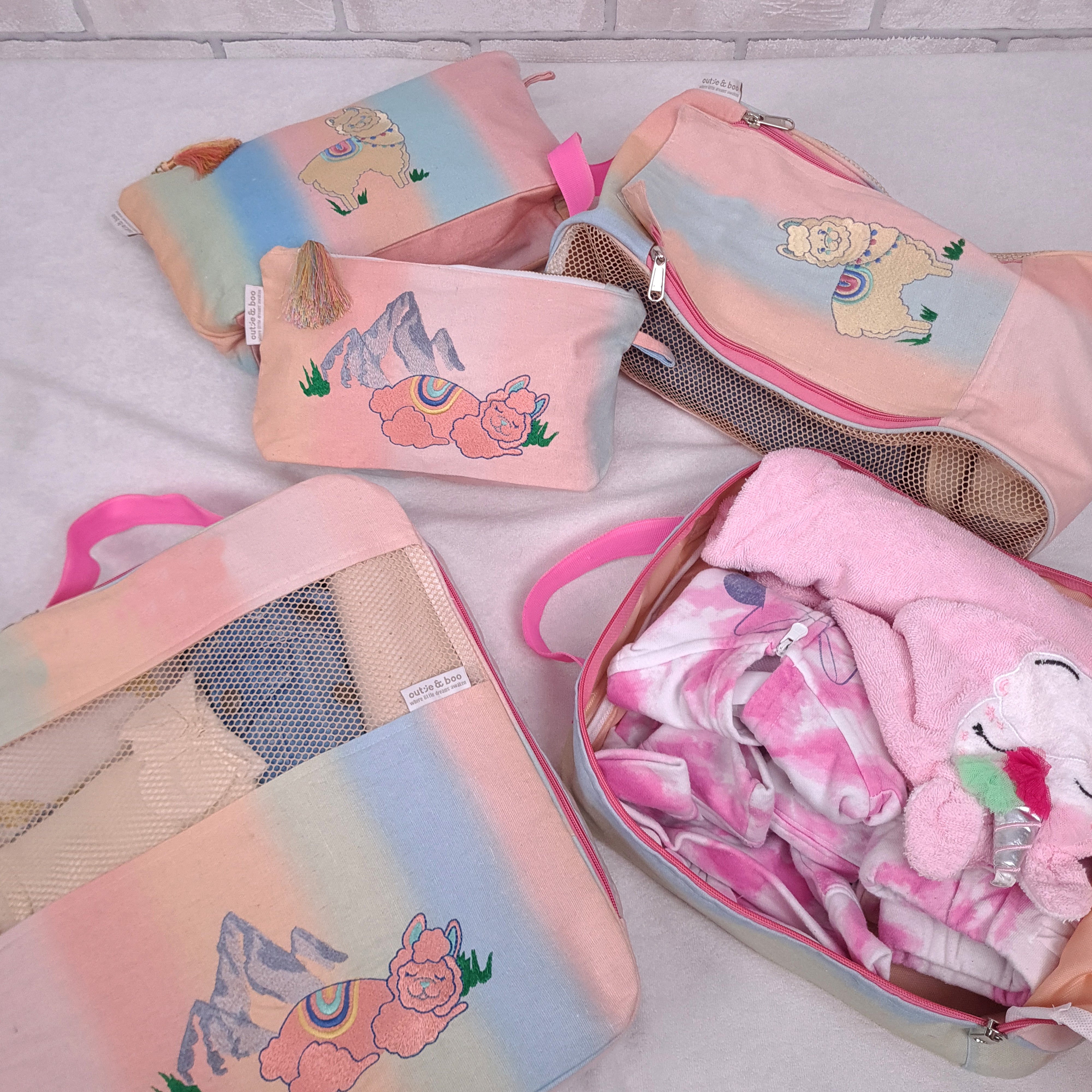 Ooh La Llama Organizer Bags (Set of 5)