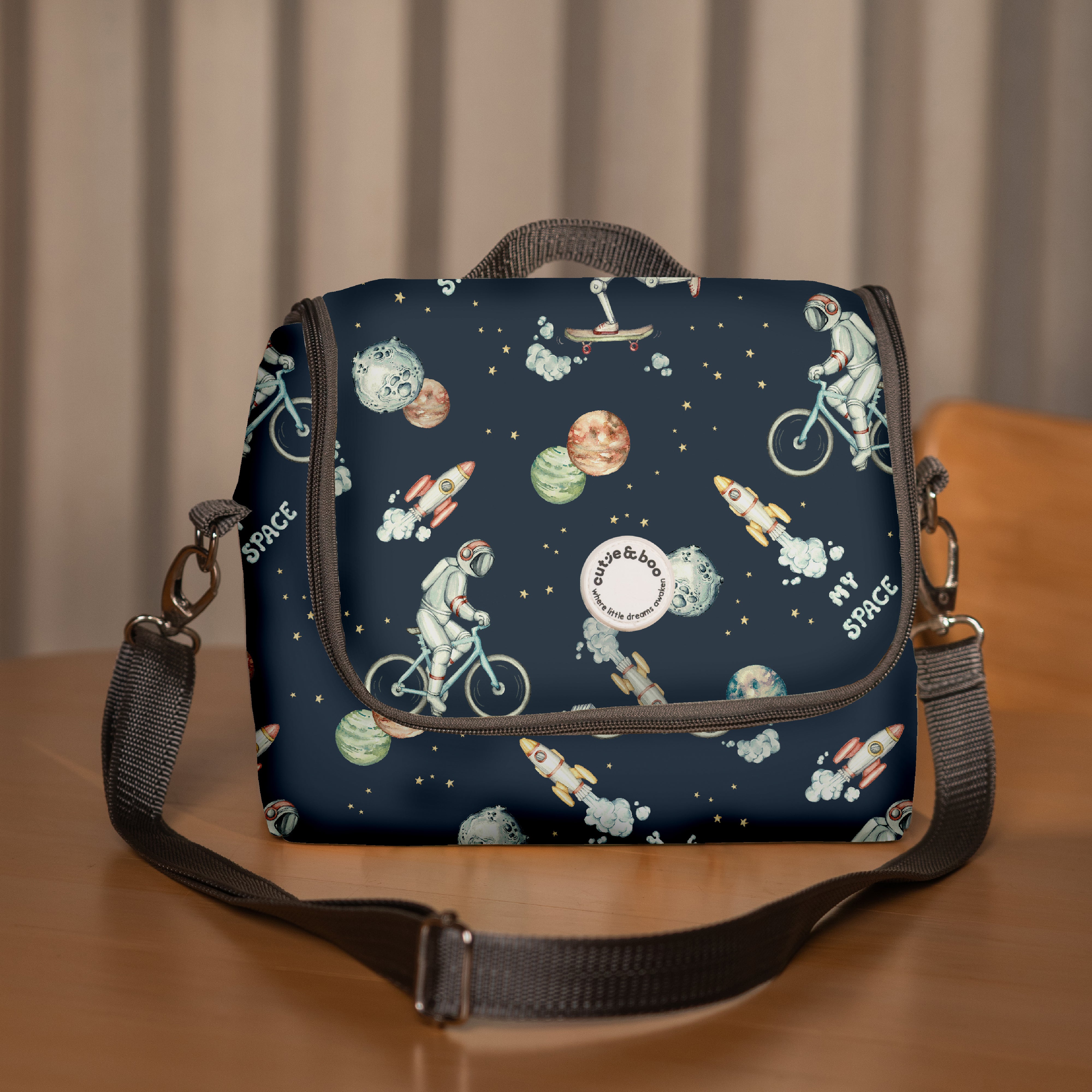 To The Moon And Back Lunch Bag