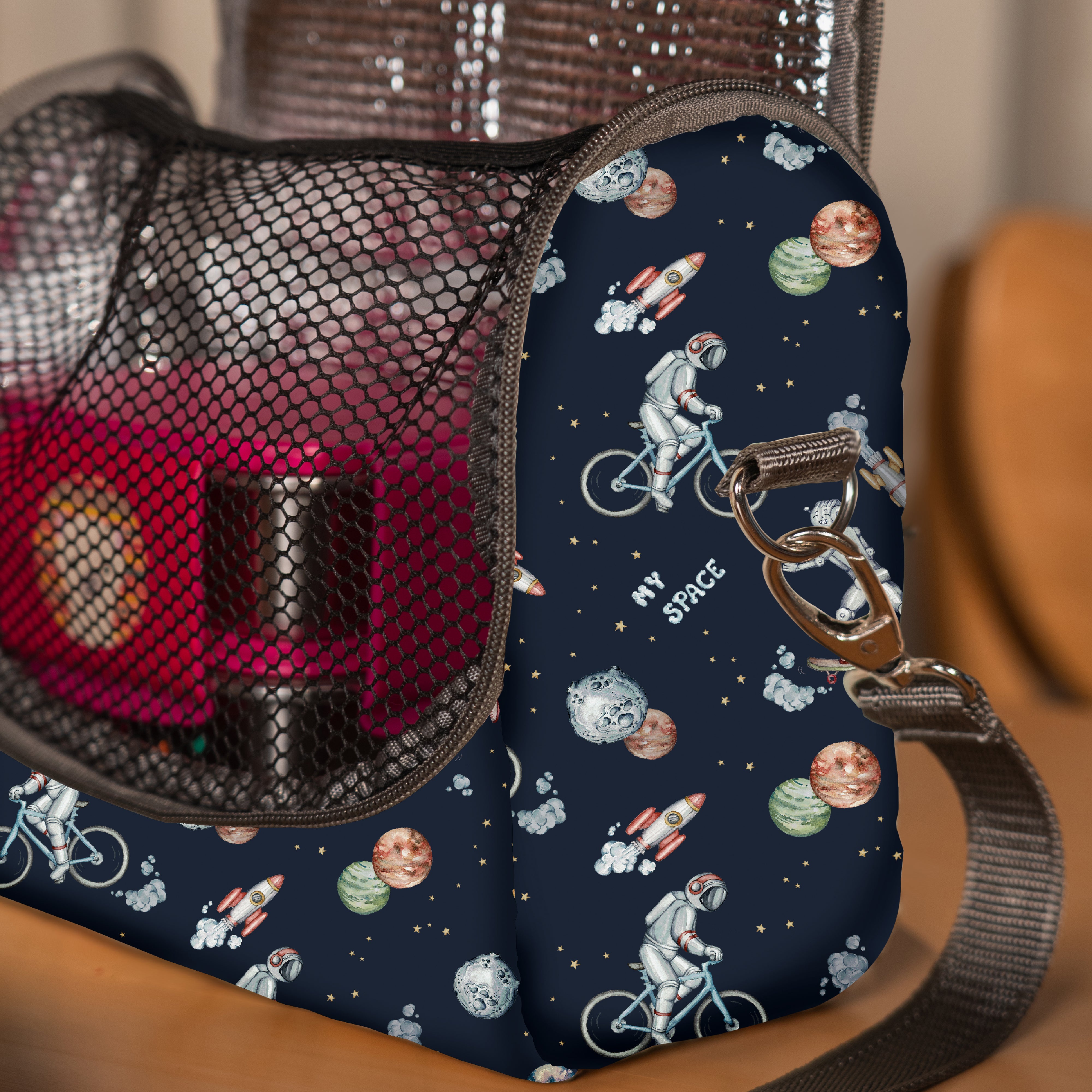 To The Moon And Back Lunch Bag