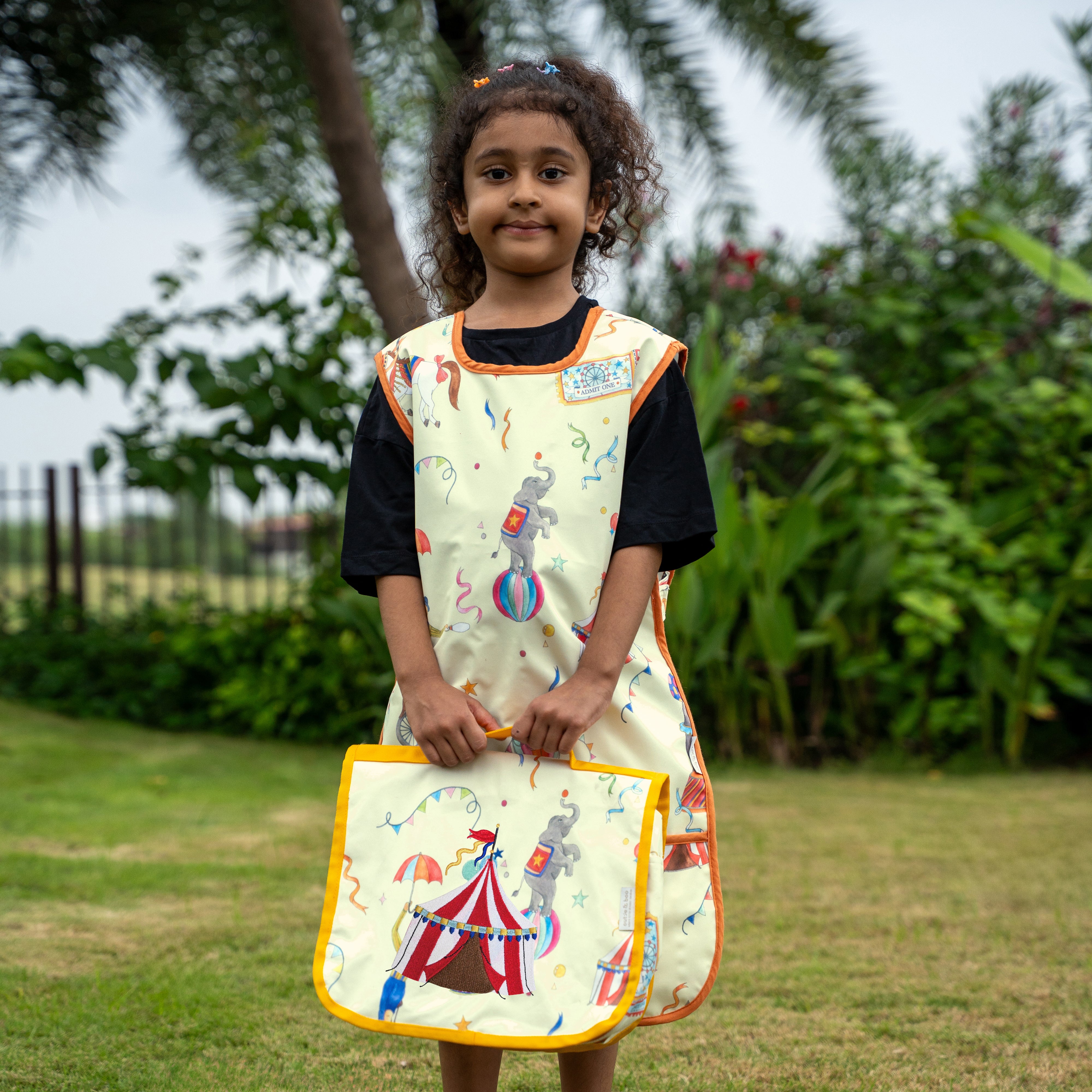 The Faraway Fair Little Artist Duo