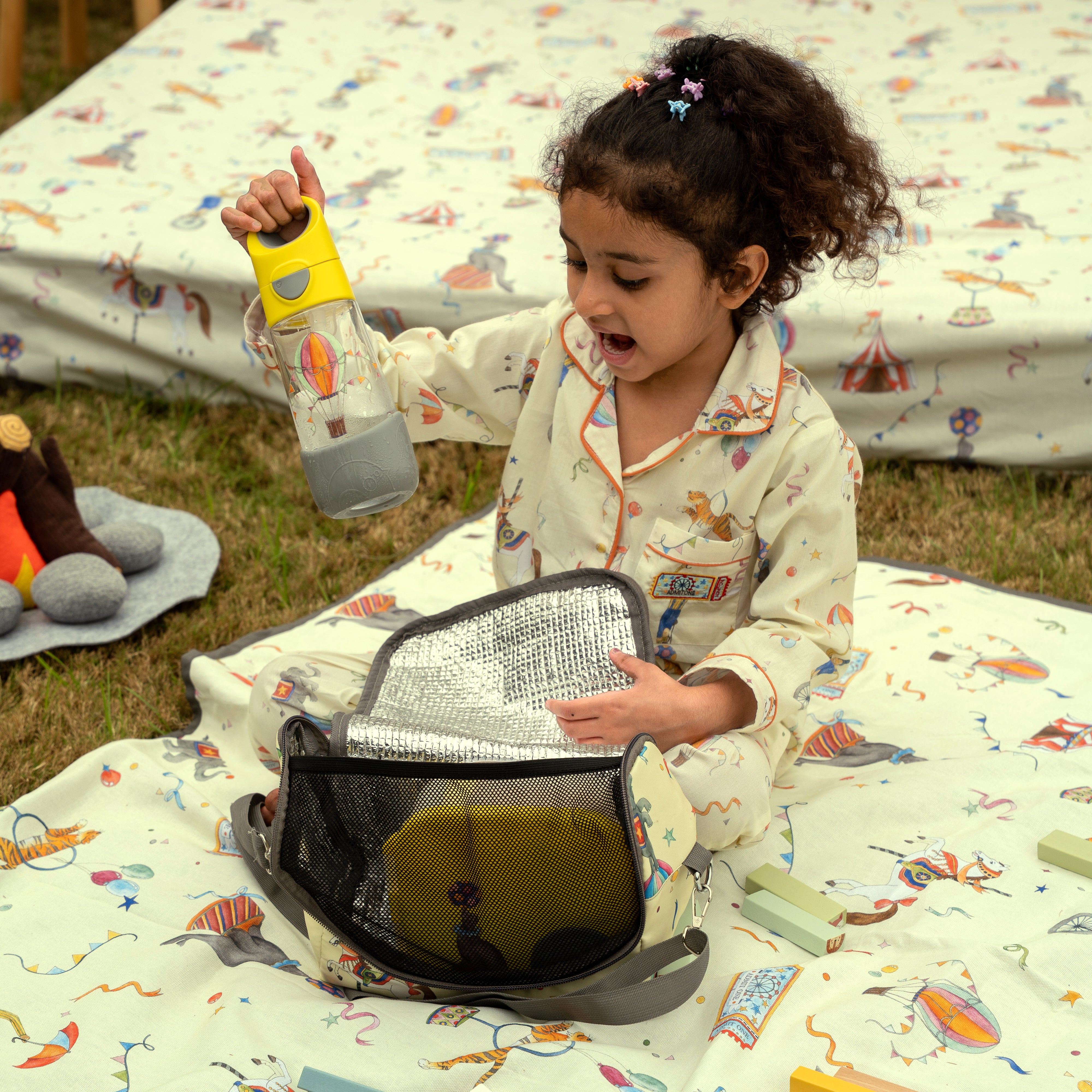 The Faraway Fair Mealmate Trio